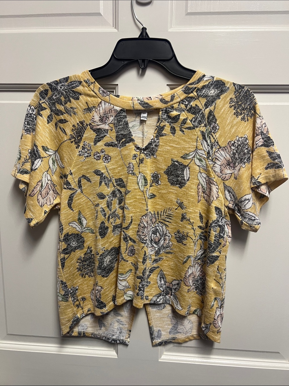 Love, Fire Women’s Yellow Floral Top